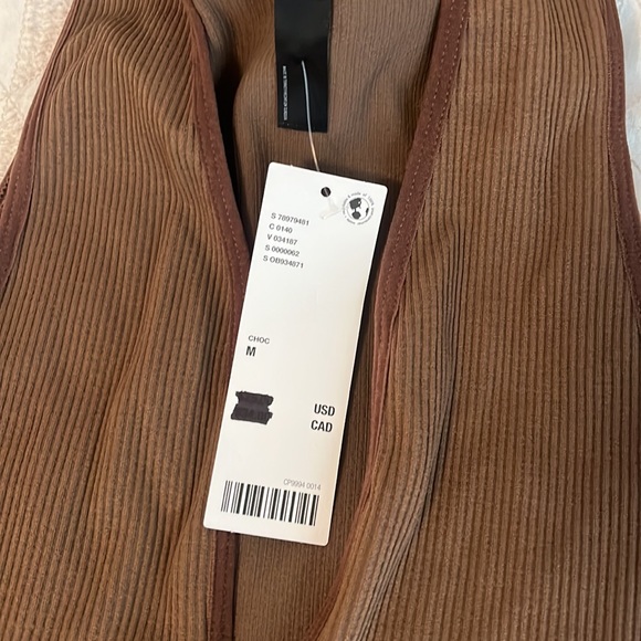 Brown Urban Crop Top - Picture 3 of 4